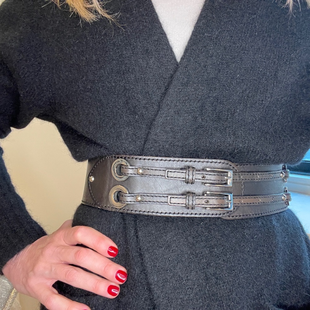 Belt - Picture 2 of 7